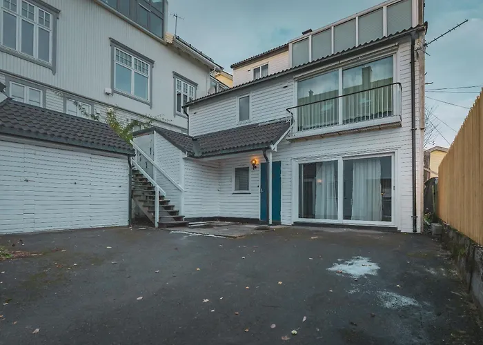 Апартаменты Modern Flat In Centre *